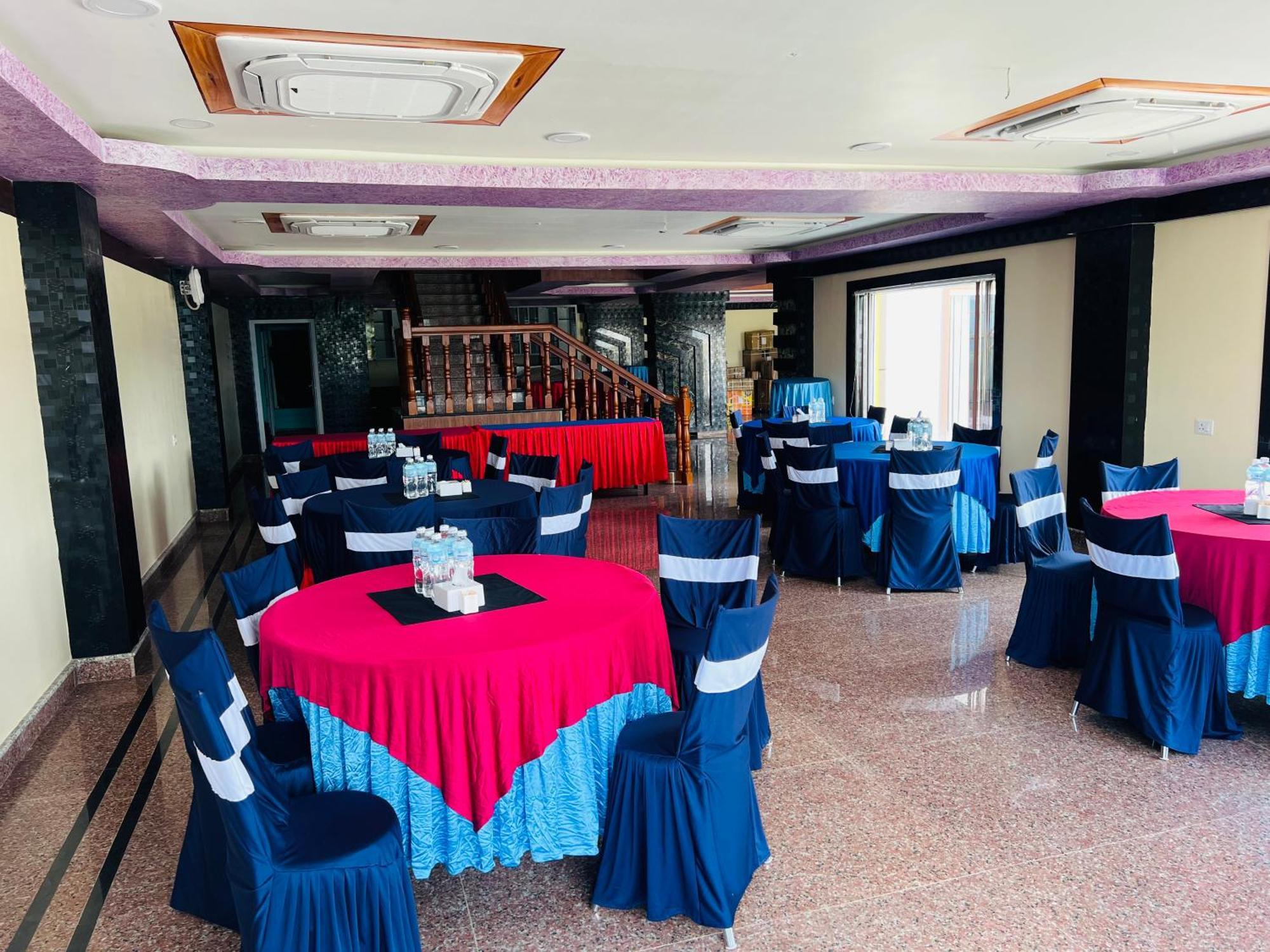 Ilām Hotel Hill Tower מראה חיצוני תמונה