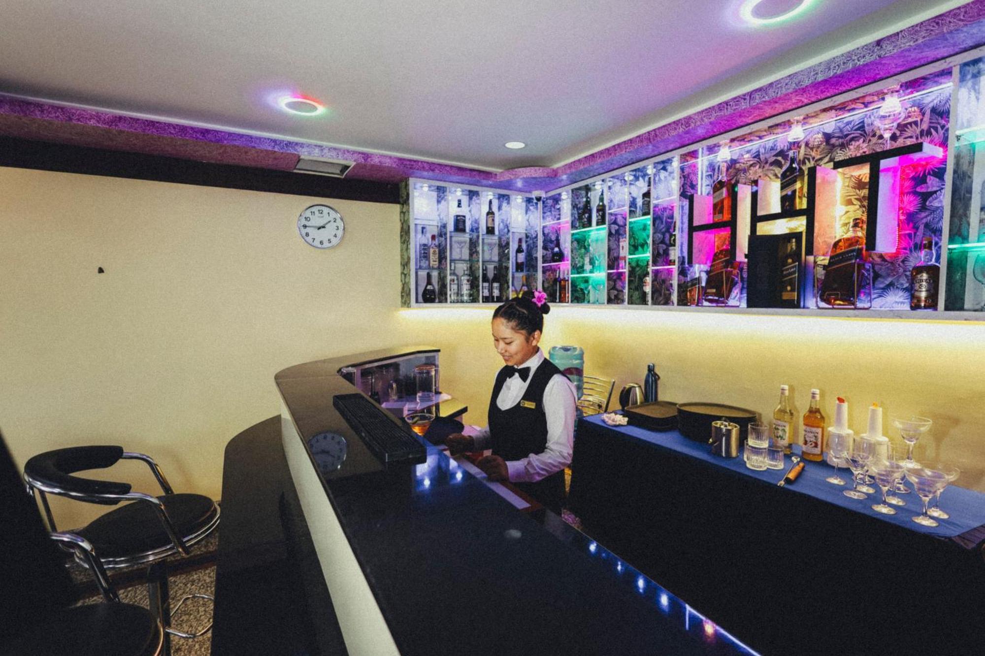 Ilām Hotel Hill Tower מראה חיצוני תמונה